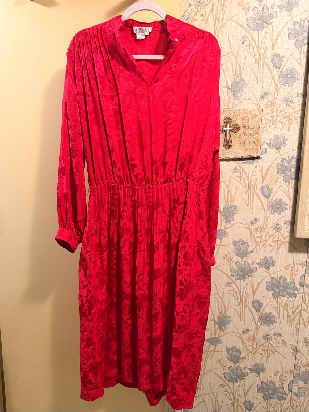 Argenti Red Long-Sleeve Floral Jacquard Midi Dress- Pure Silk